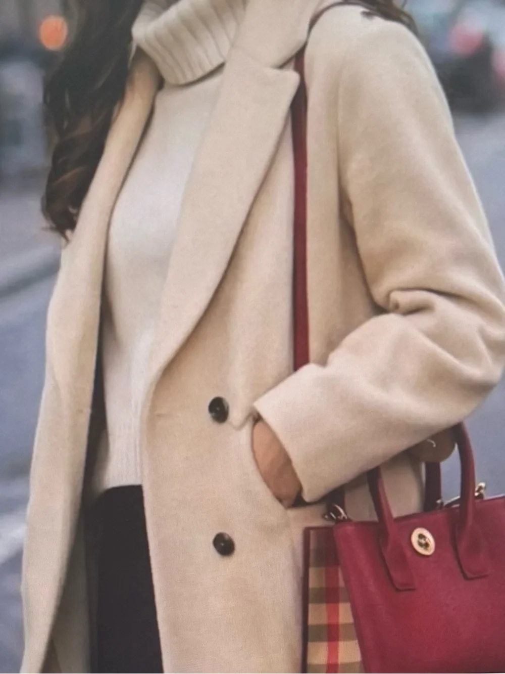 Burberry, NWTs antique Red pebble, leather satchel & crossbody gold accent large